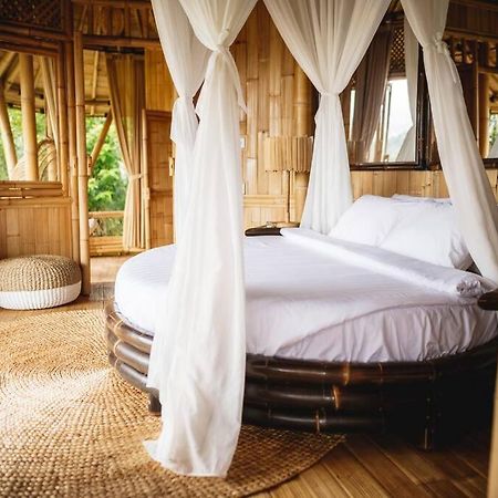 The Nude House Villa Selat Ngoại thất bức ảnh